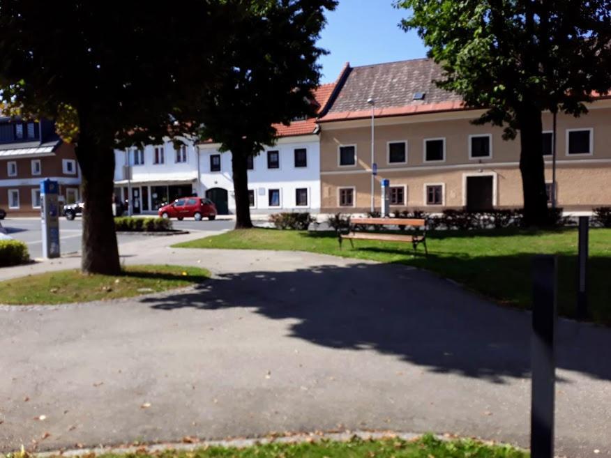 Lounge-Style-Hostel Sankt Veit an der Glan Exterior foto